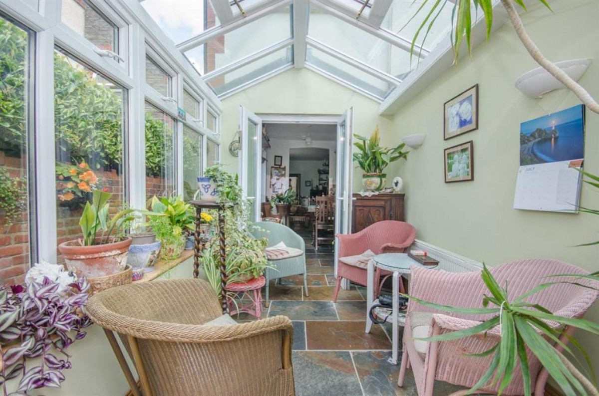 Buckingham Place, Downend, Bristol, BS16 5TN