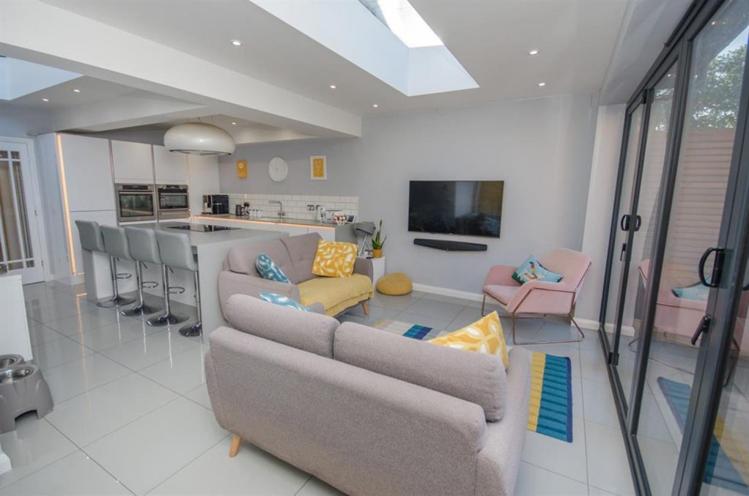 Buckingham Place, Downend, Bristol, BS16 5TN