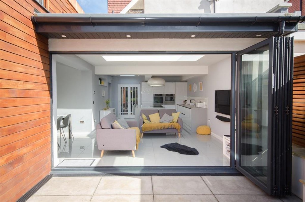 Buckingham Place, Downend, Bristol, BS16 5TN