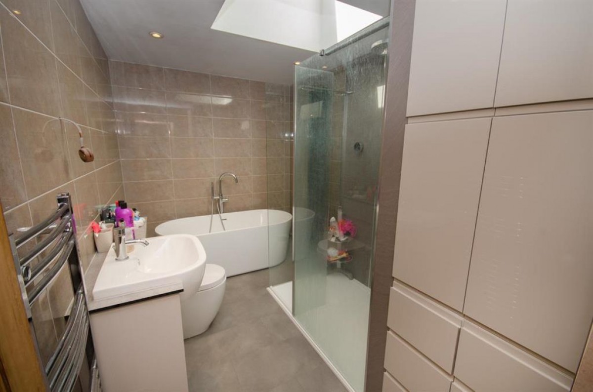 Buckingham Place, Downend, Bristol, BS16 5TN