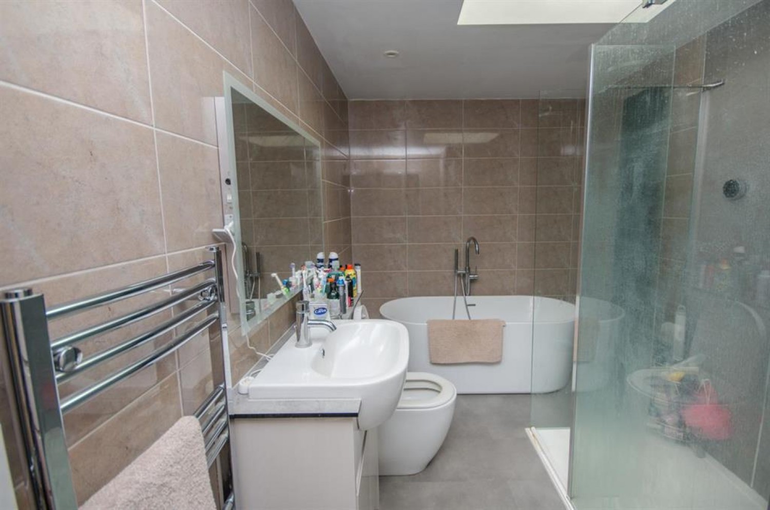 Buckingham Place, Downend, Bristol, BS16 5TN