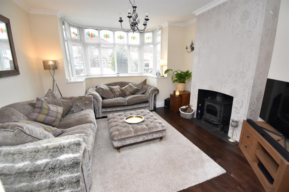 Croomes Hill, Downend, Bristol, BS16 5EH