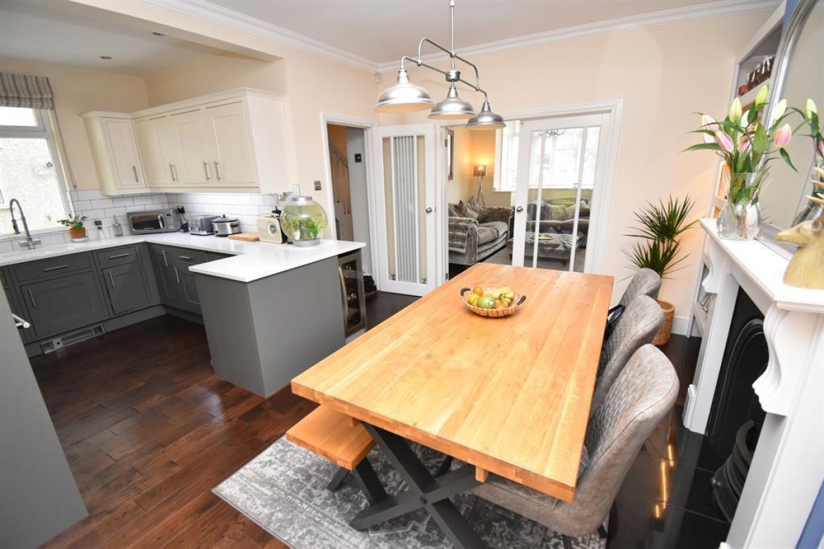 Croomes Hill, Downend, Bristol, BS16 5EH