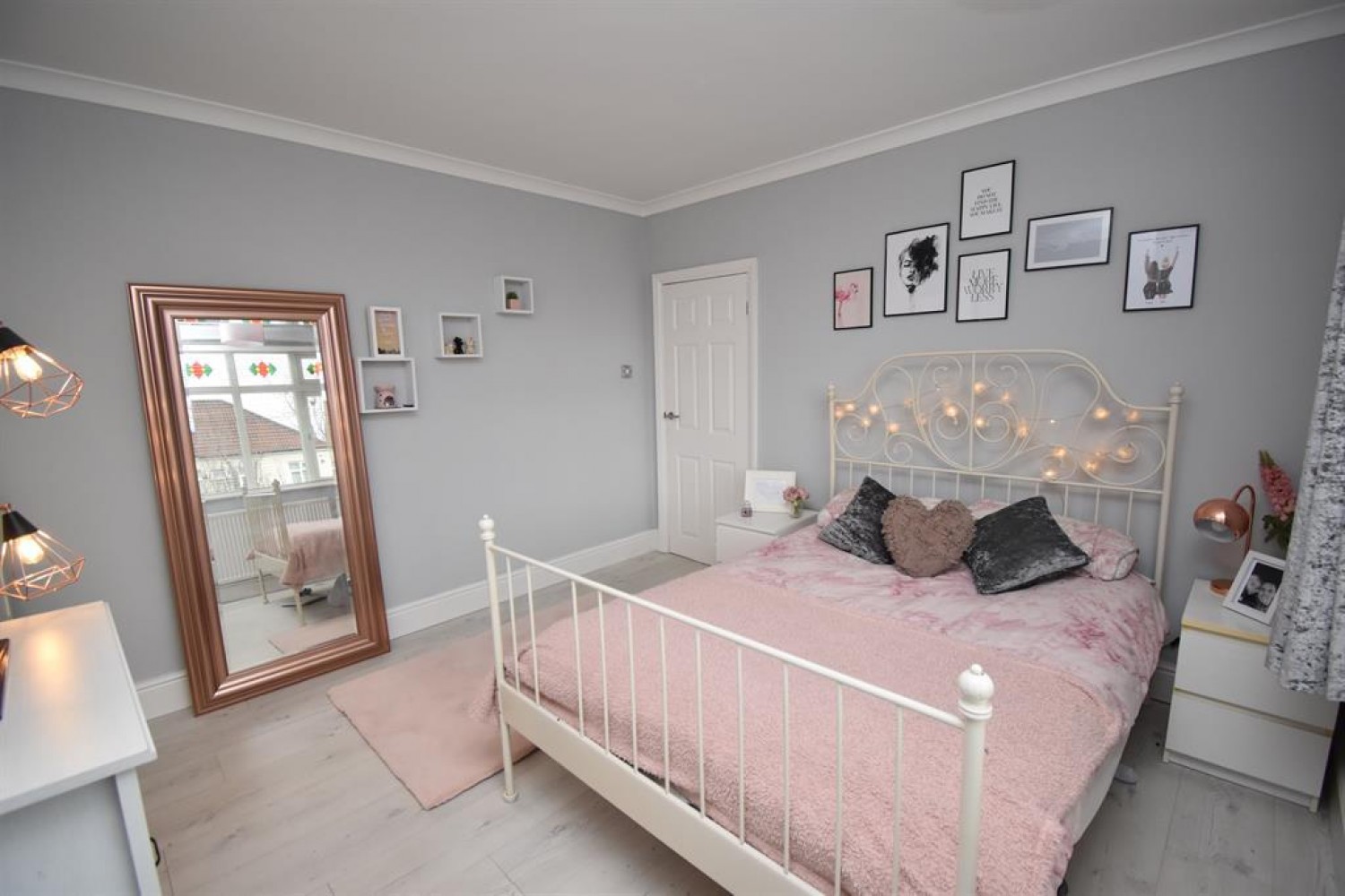Croomes Hill, Downend, Bristol, BS16 5EH