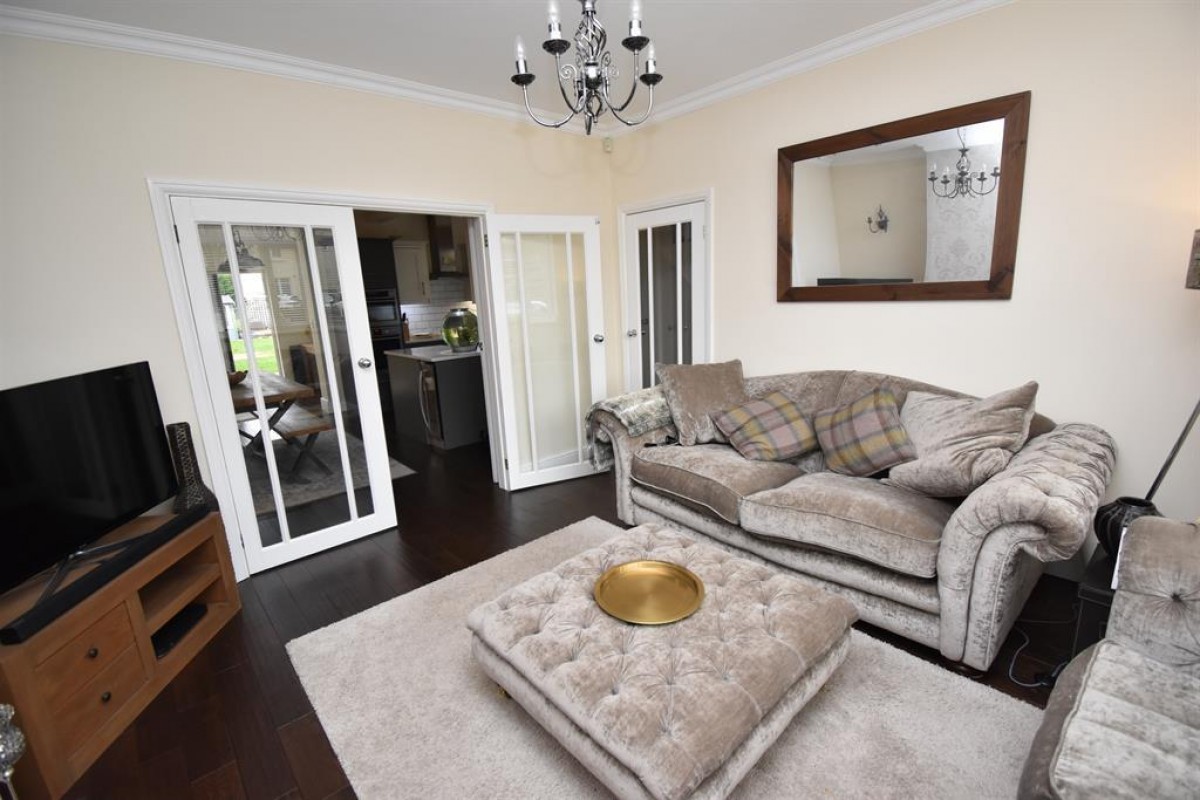 Croomes Hill, Downend, Bristol, BS16 5EH
