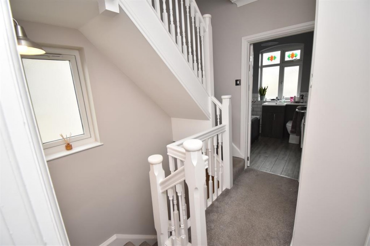 Croomes Hill, Downend, Bristol, BS16 5EH