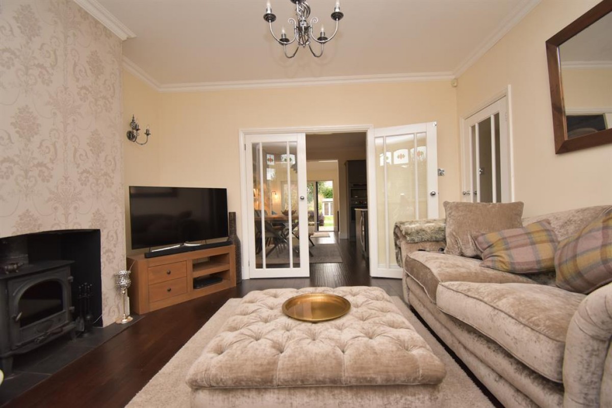 Croomes Hill, Downend, Bristol, BS16 5EH