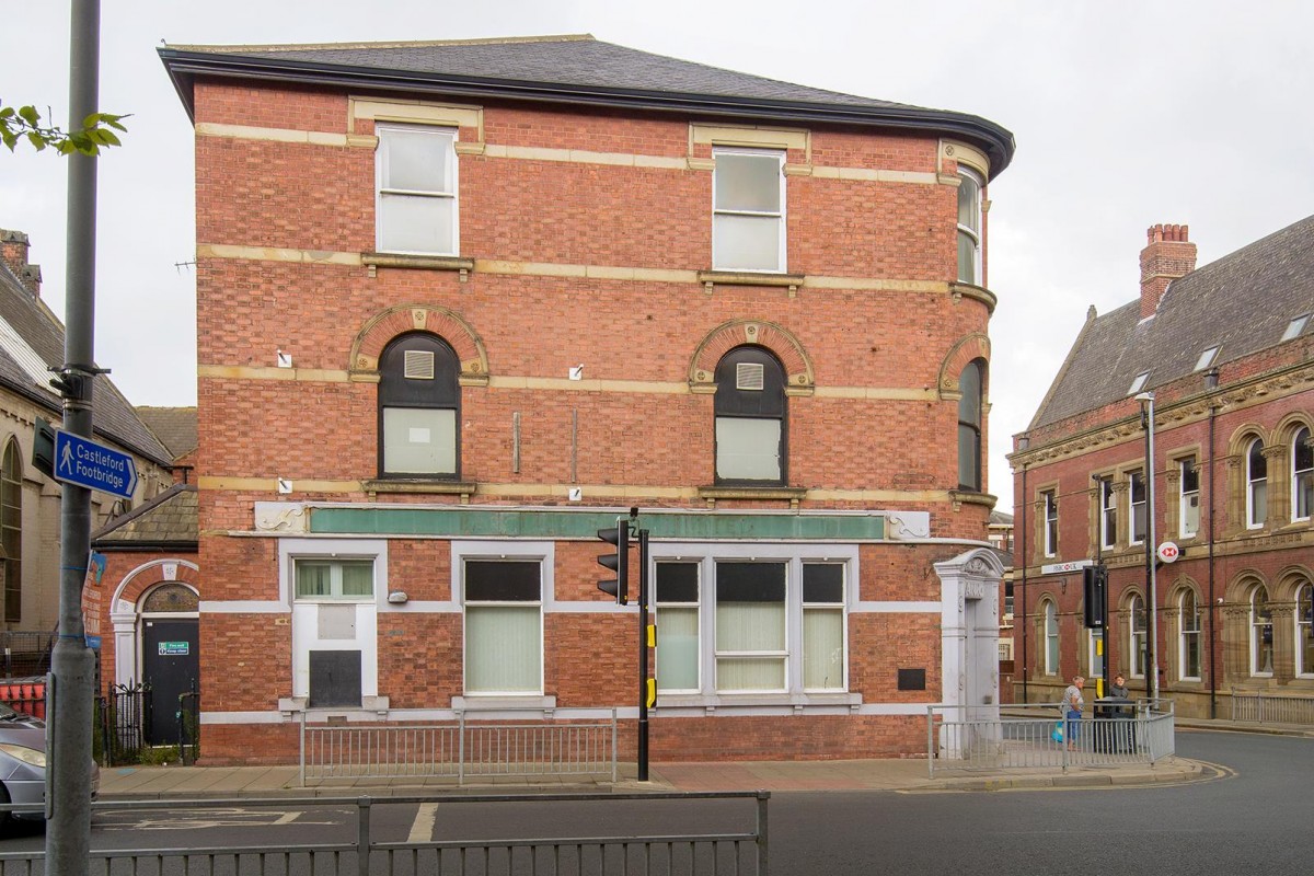 Bank Street, Castleford