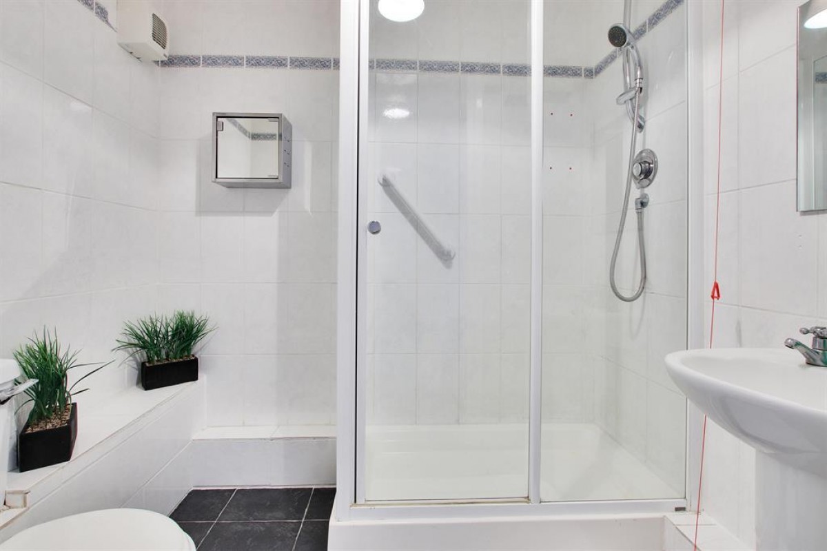 Station Road, Sidcup, Kent, DA15 7JU