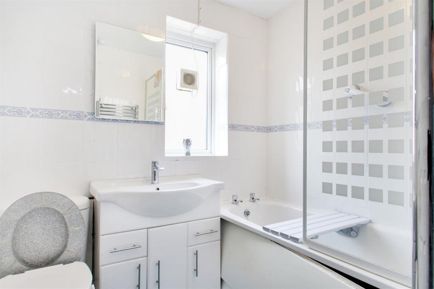 Longlands Road, Sidcup, Kent, DA15 7NB