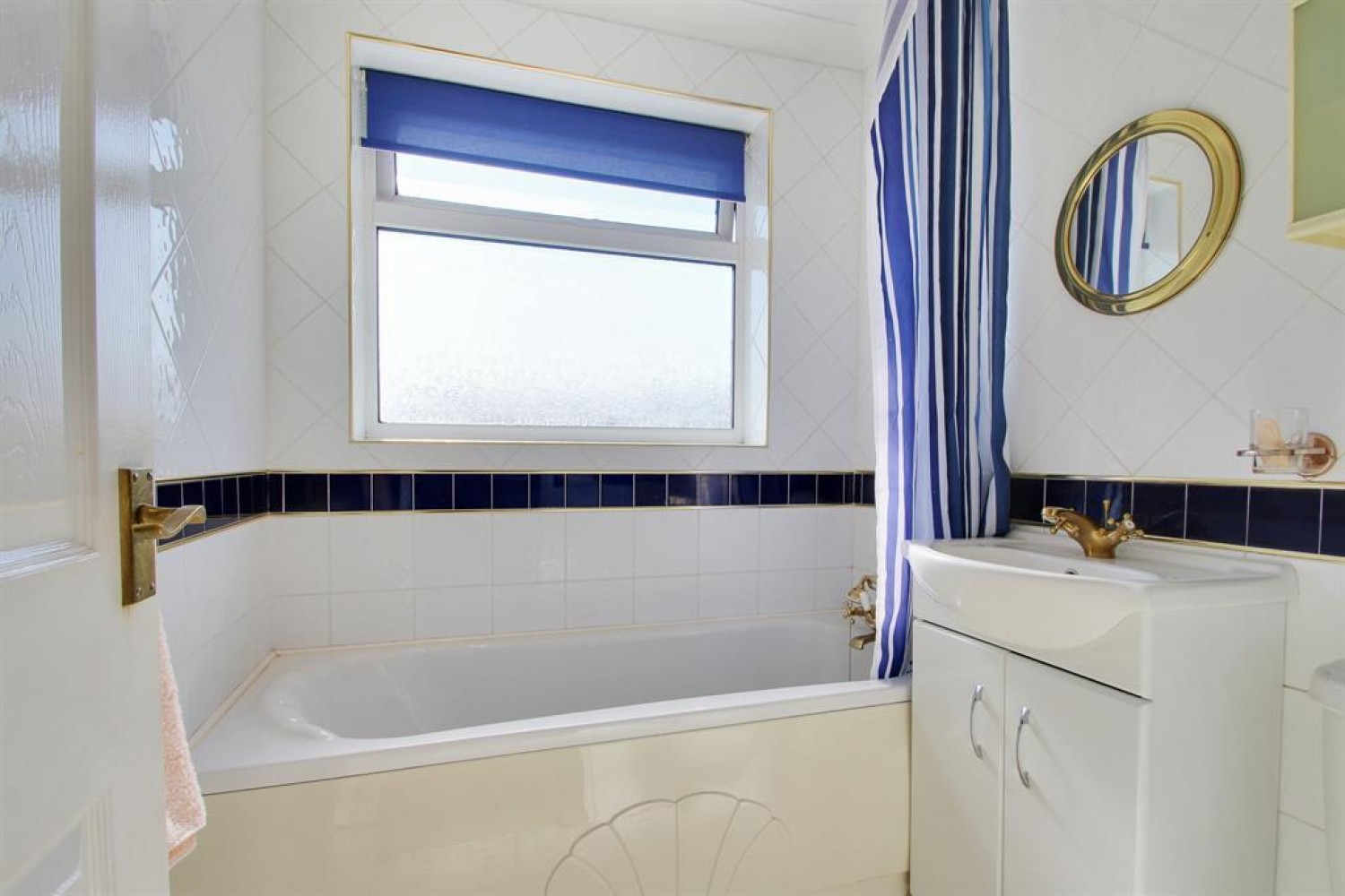 Shelbury Close, Sidcup, Kent, DA14 4BE