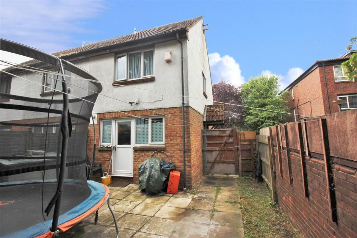 Bertrand Way, Thamesmead, SE28 8LN