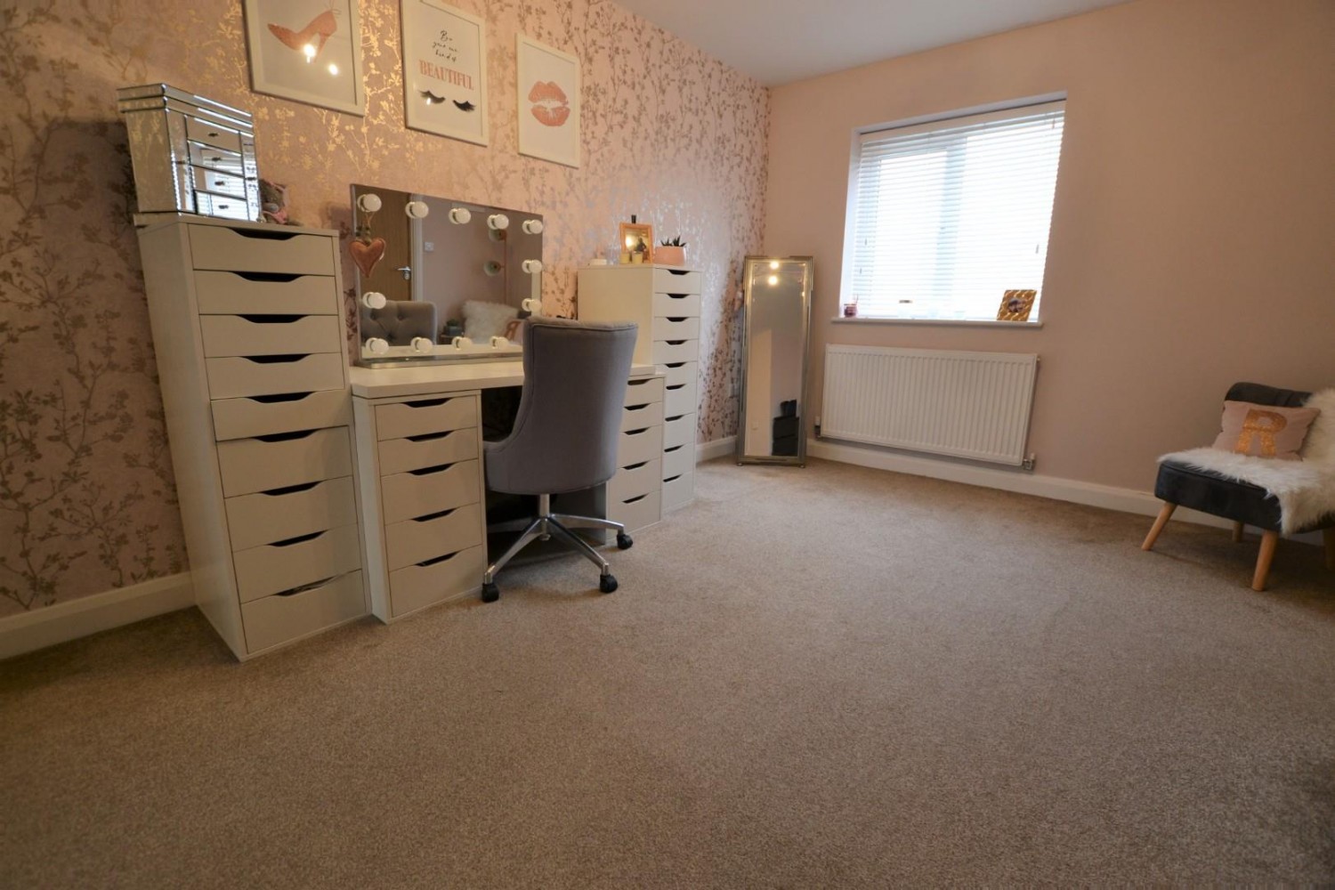 Novers Lane, Bristol, BS4 1QR