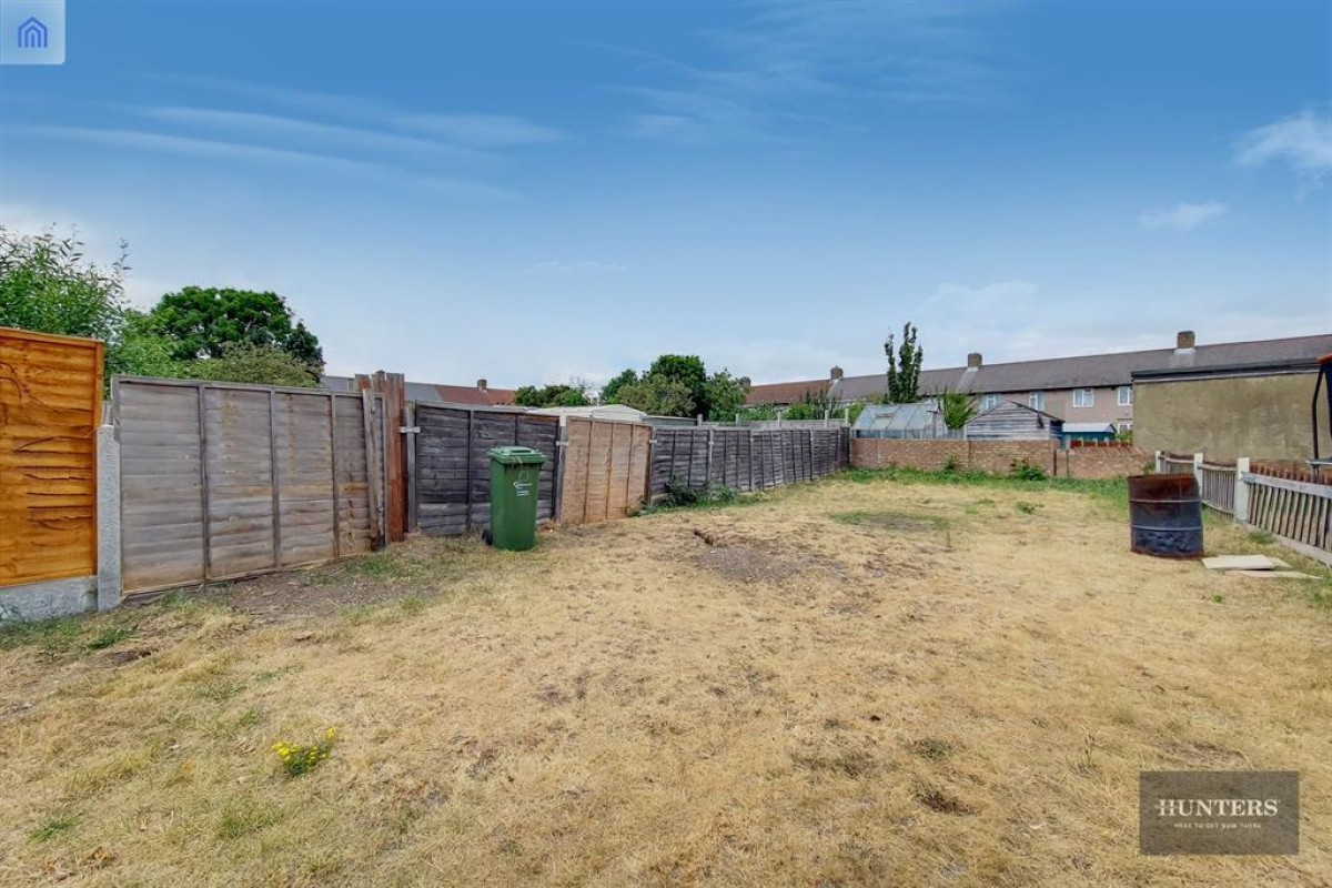 Campden Crescent, Dagenham, RM8