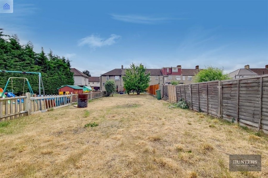 Campden Crescent, Dagenham, RM8