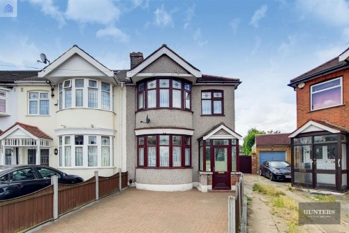 Blackbush Avenue, Chadwell Heath, RM6