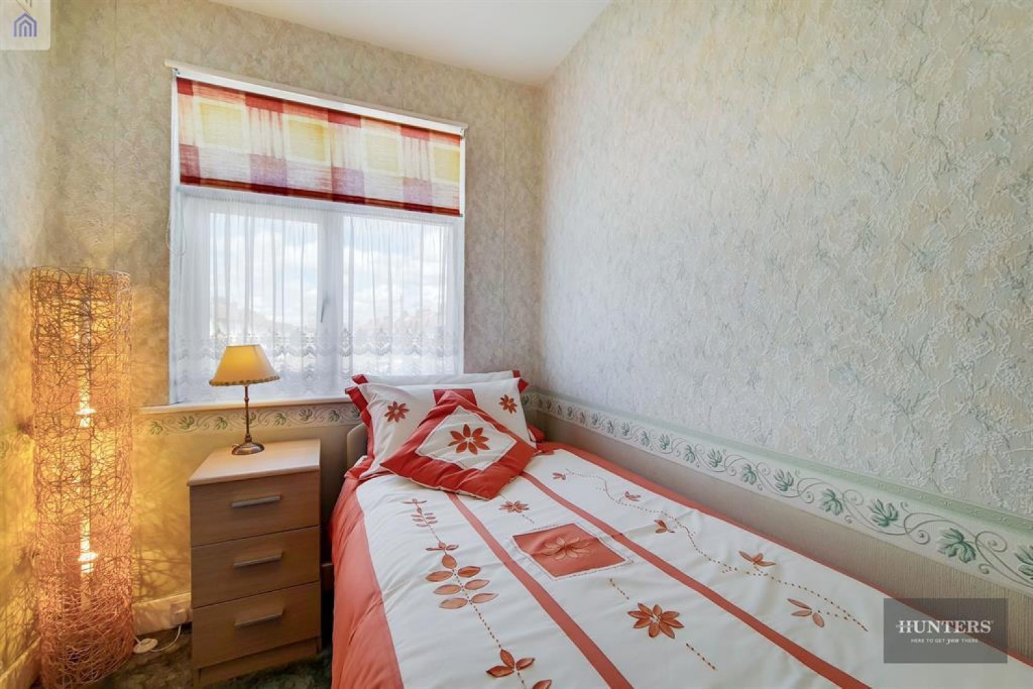 Blackbush Avenue, Chadwell Heath, RM6