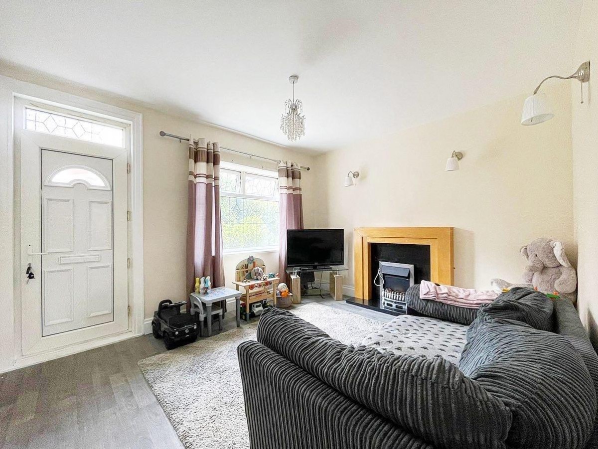 Crown Avenue, Barnsley