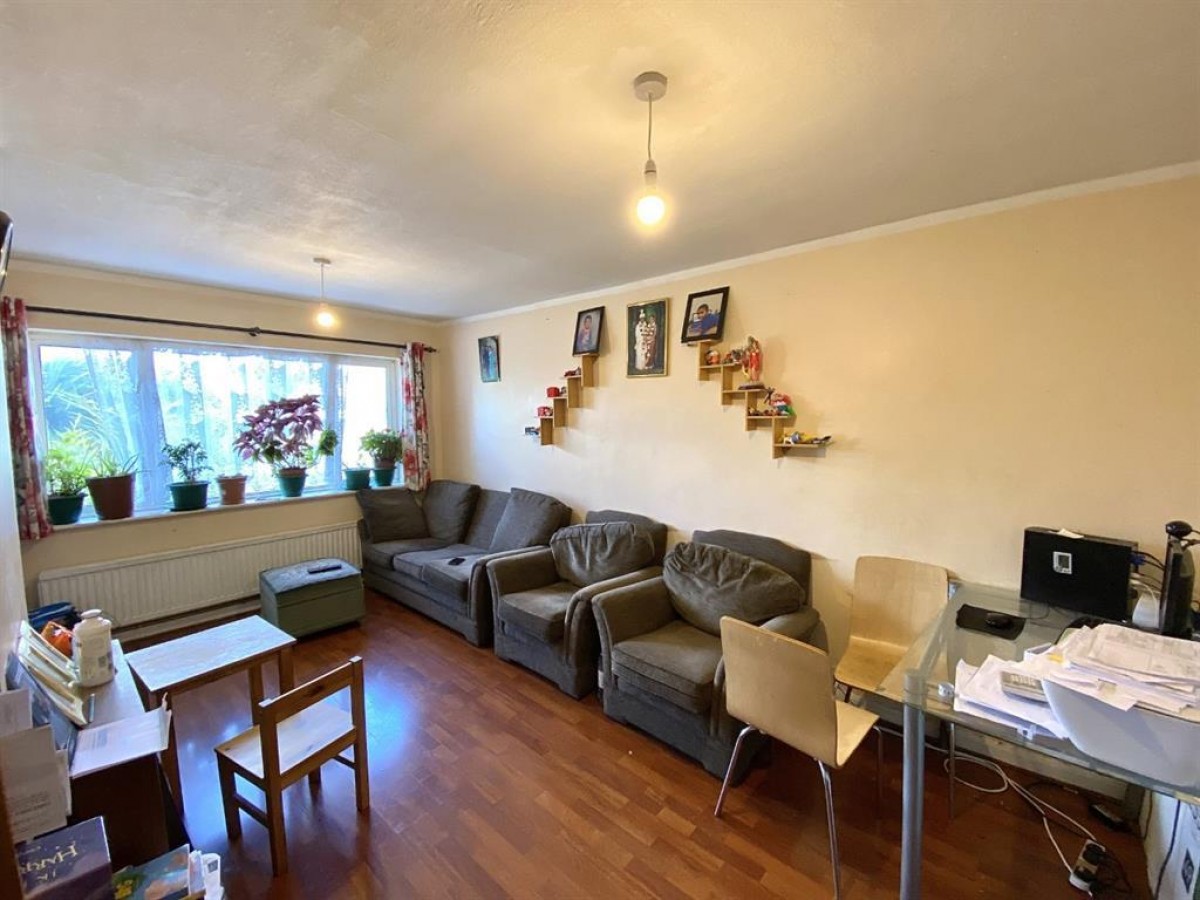 Fairey Avenue, Hayes, UB3 4NZ