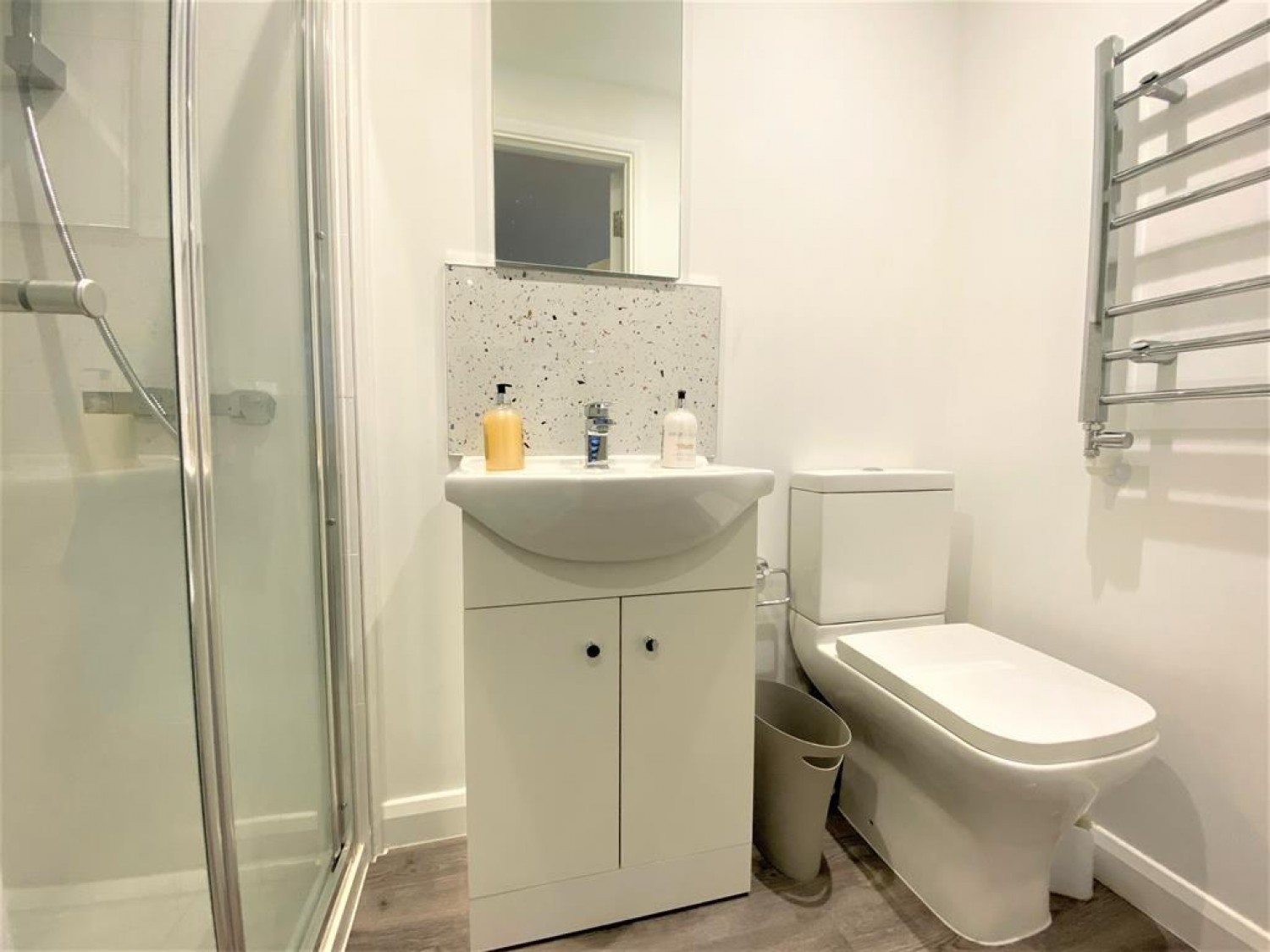 Willow Tree Lane, Hayes, Middlesex, UB4 9BB