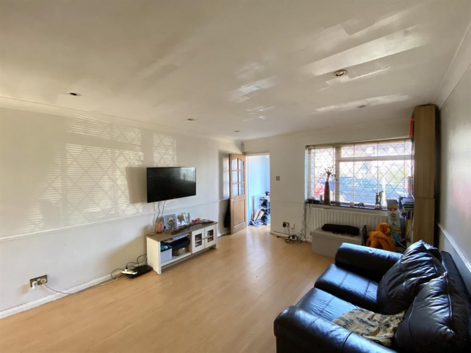 Savoy Avenue, Hayes, UB3 4HE