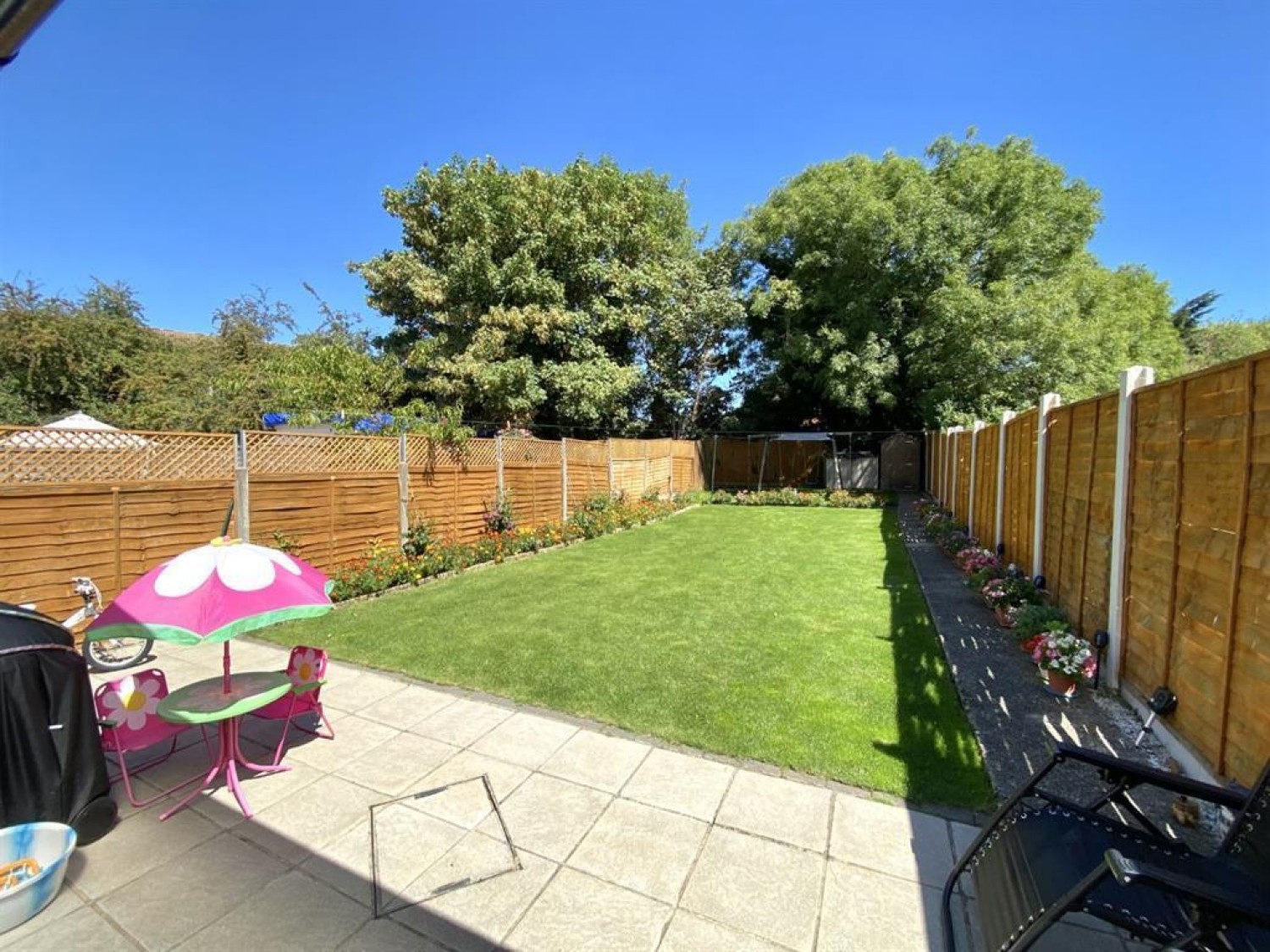 Nelson Close, Uxbridge, Middlesex, UB10 0PX