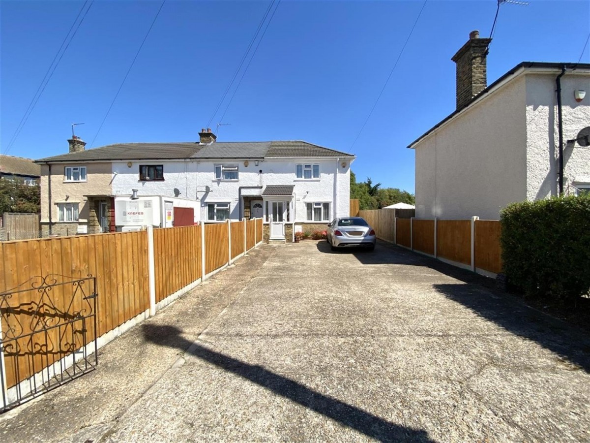 Nelson Close, Uxbridge, Middlesex, UB10 0PX