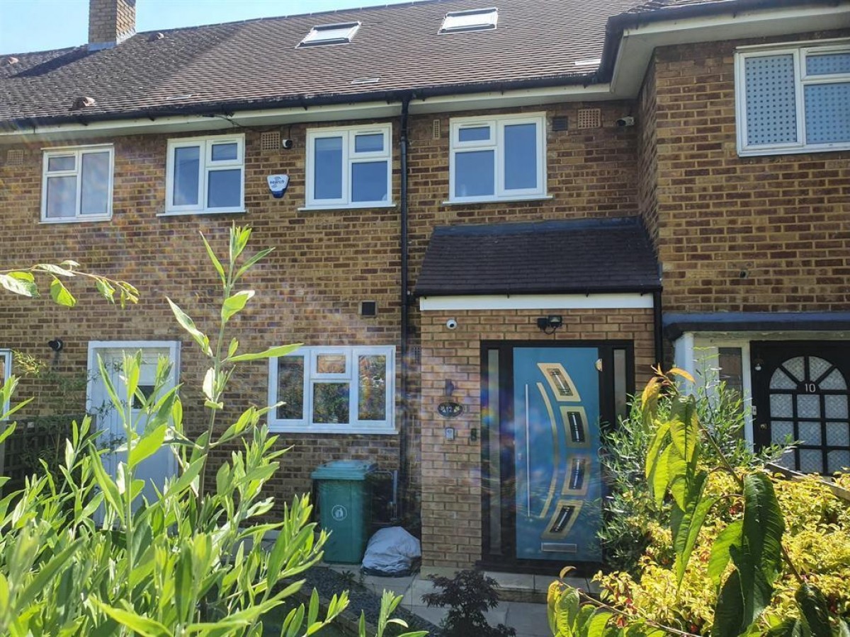 Cripps Green, Hayes , Middlesex, UB4 9HB