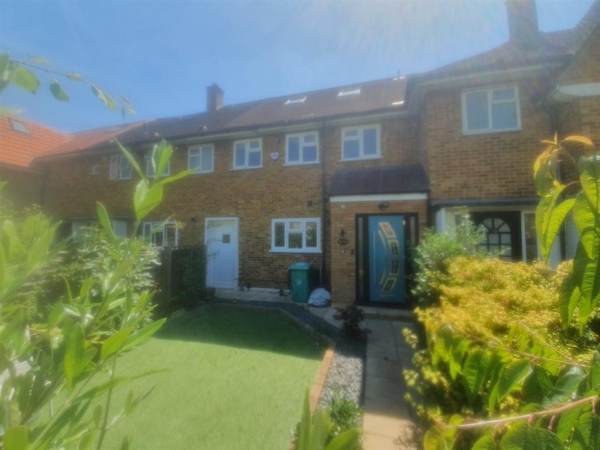 Cripps Green, Hayes , Middlesex, UB4 9HB