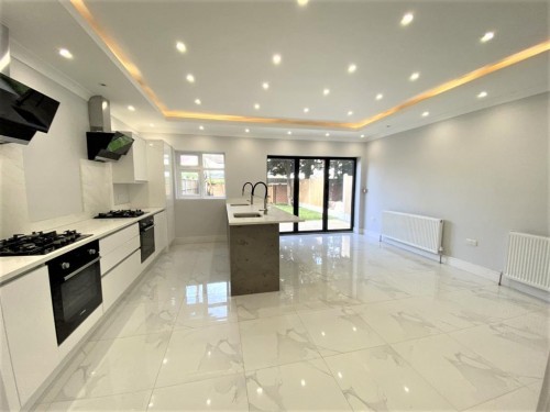 Saint Georges Avenue, Southall, Middlesex, UB1 1PZ