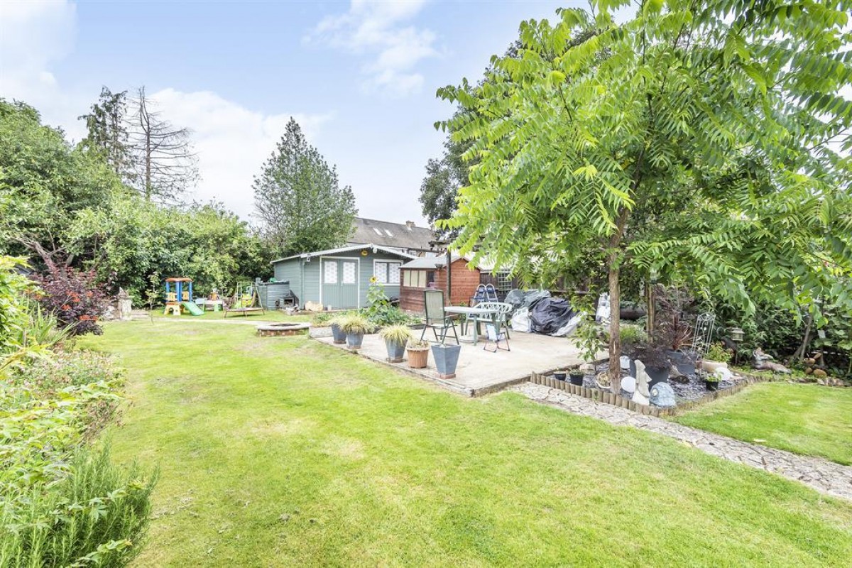 Botwell Lane, Hayes, UB3 2AQ