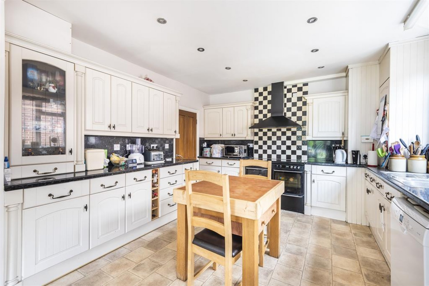 Botwell Lane, Hayes, UB3 2AQ
