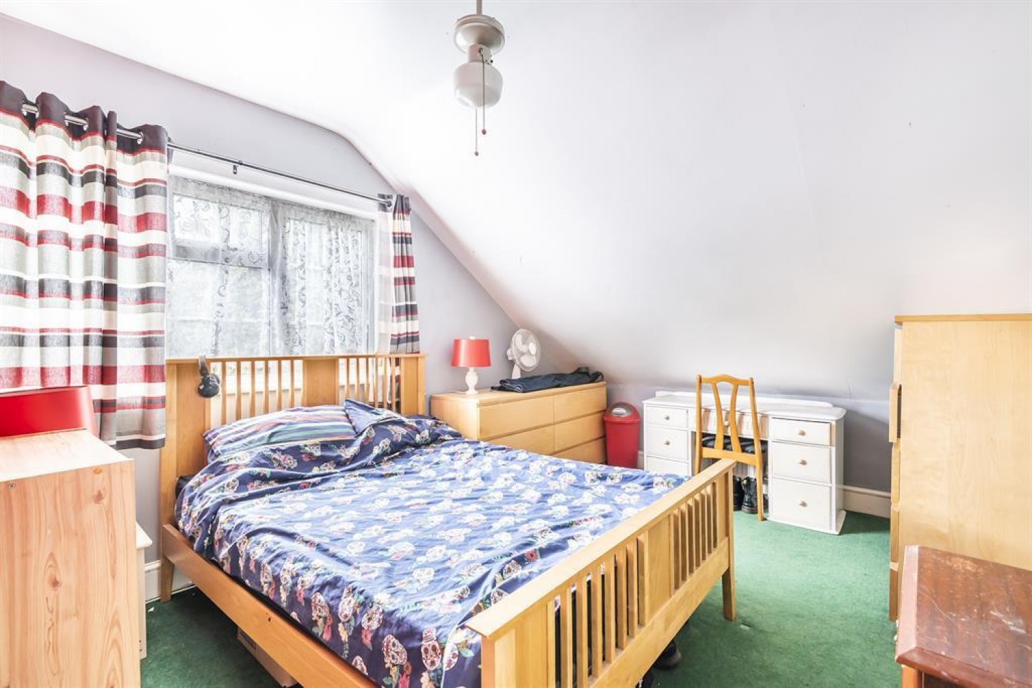 Botwell Lane, Hayes, UB3 2AQ