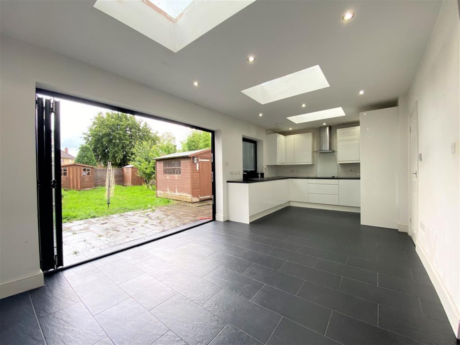 St Marys Road, Hayes, Middlesex, UB3 2JW