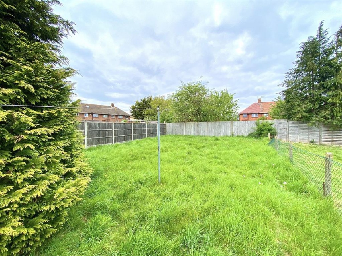 Botwell Common Road, Hayes, Middlesex, UB3 1JD