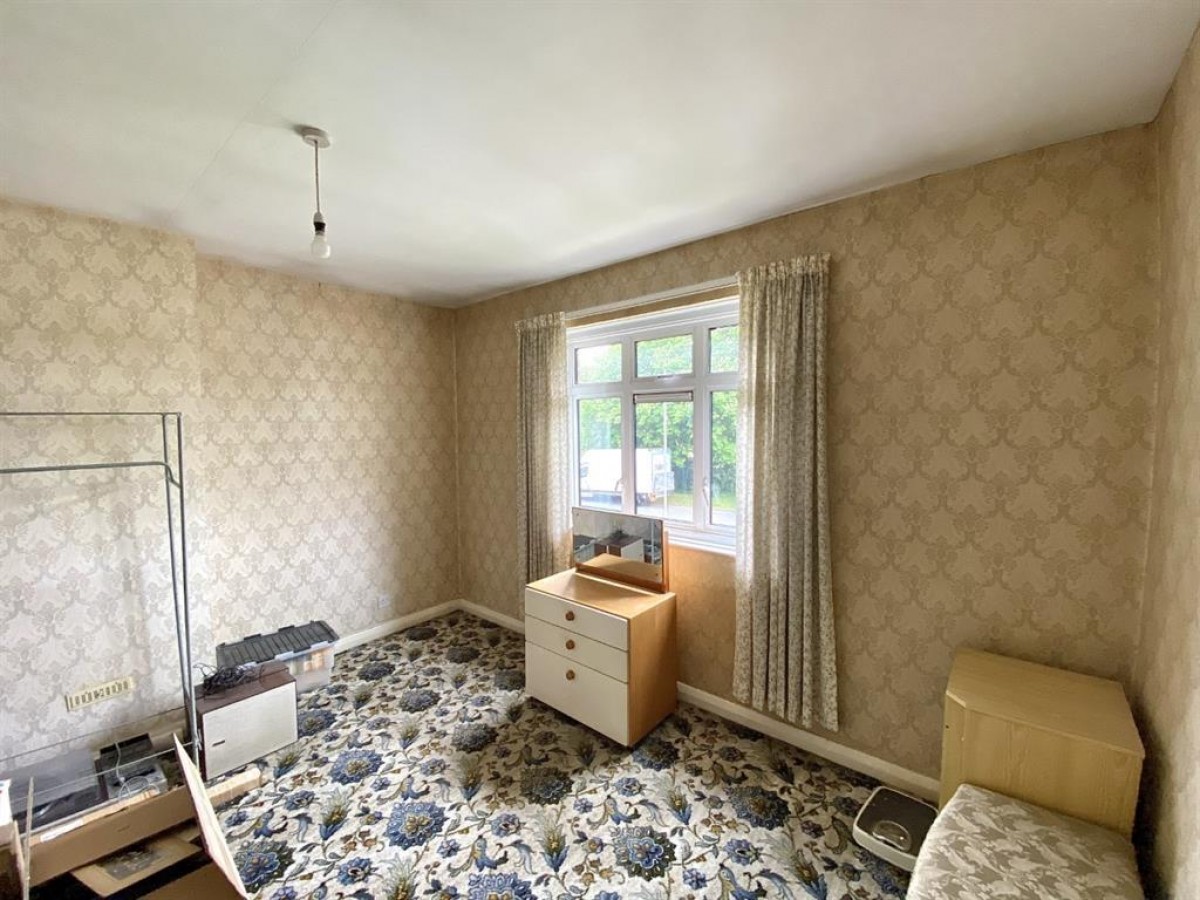 Botwell Common Road, Hayes, Middlesex, UB3 1JD