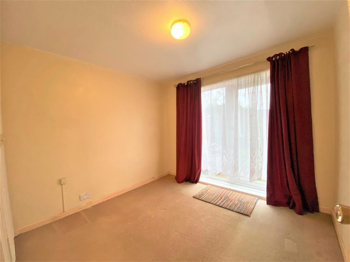 Berrydale Road, Yeading, Middlesex, UB4 9QN