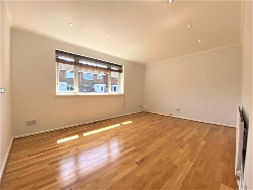 Finians Close, Uxbridge, Middlesex, UB10 9NW