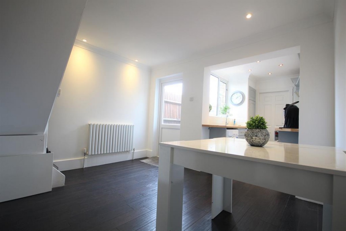 Pole Hill Road, Hillingdon, Middlesex, UB10 0PZ