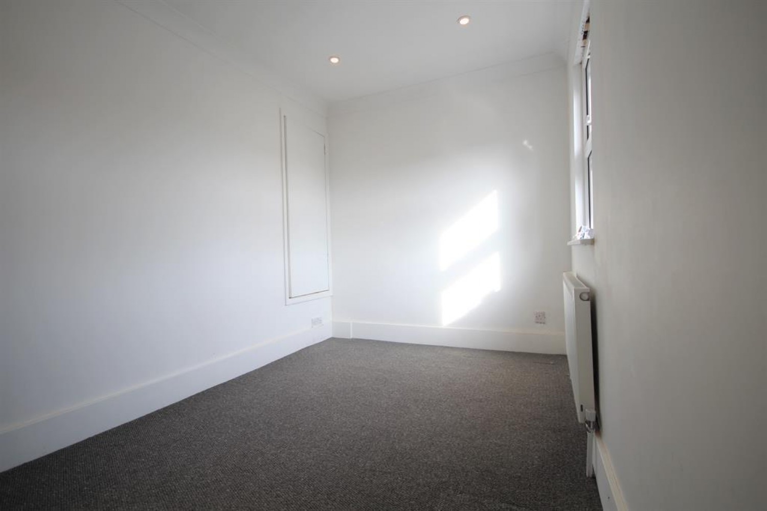 Pole Hill Road, Hillingdon, Middlesex, UB10 0PZ