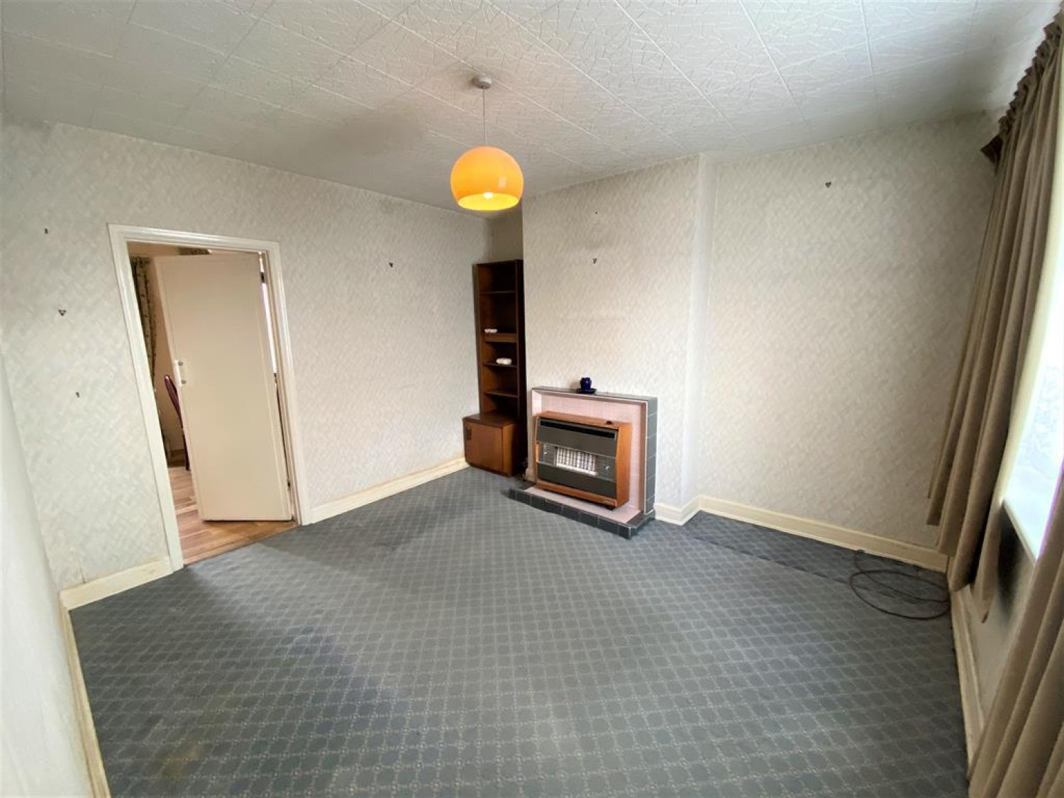 Windsor Park Road, Harlington, Middlesex, UB3 5HZ