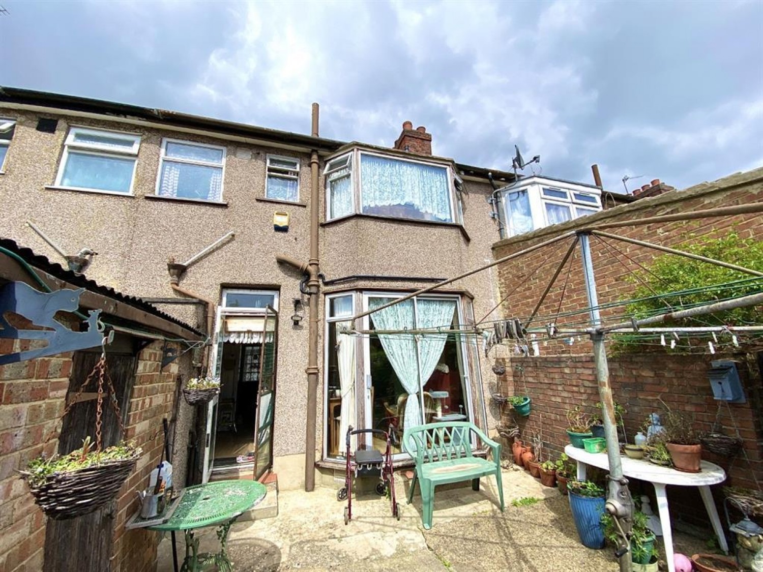 Bourne Avenue, Hayes, Middlesex, UB3 1QN