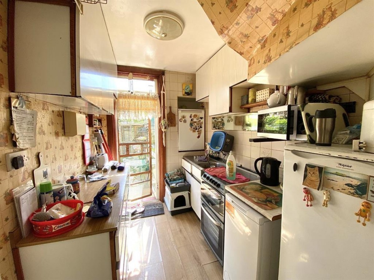 Bourne Avenue, Hayes, Middlesex, UB3 1QN