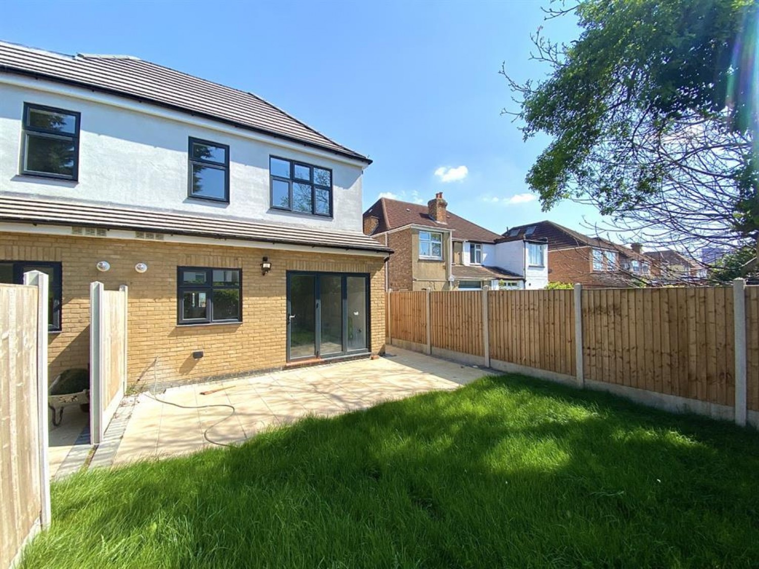 Saint Georges Avenue, Southall, Middlesex, UB1 1PZ