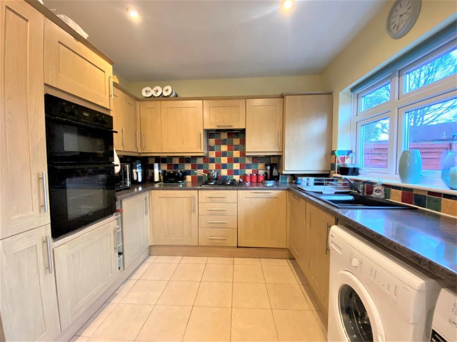 Manton Close, Hayes, Middlesex, UB3 2BA