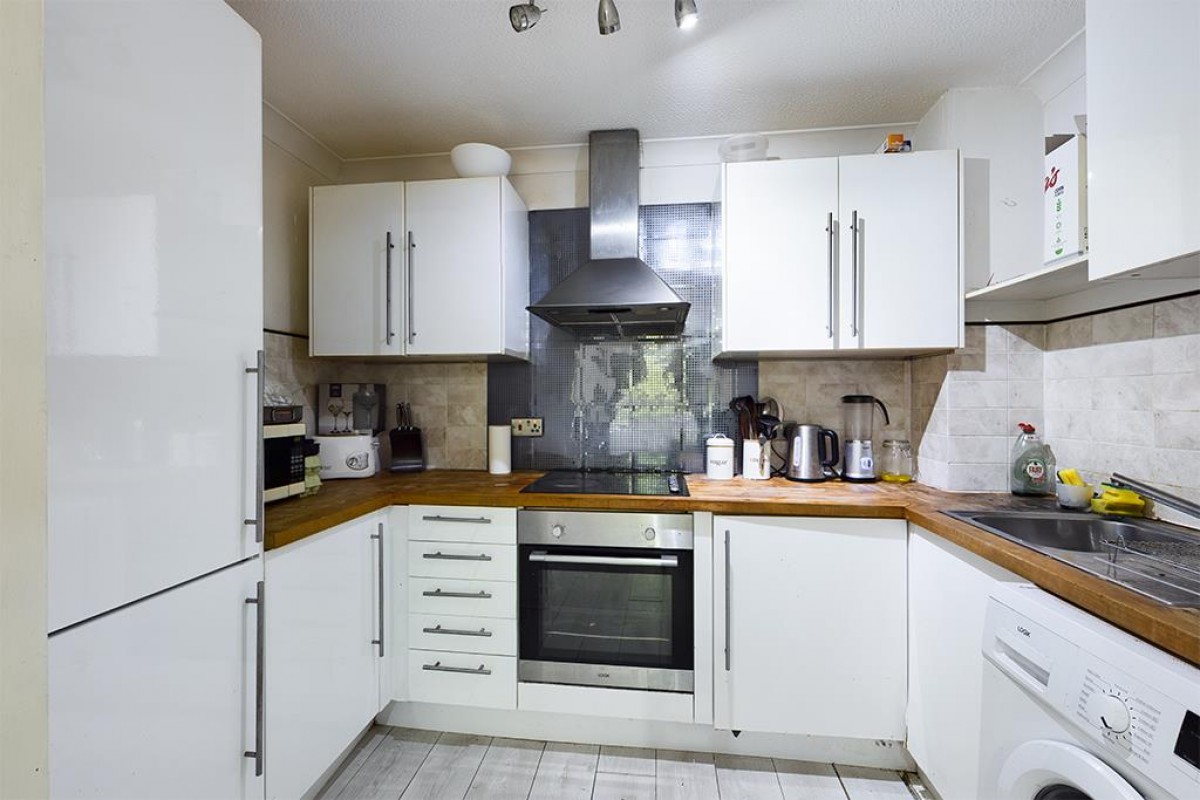 **VIEWINGS FULLY BOOKED** Minster Court, Paynes Road, Southampton
