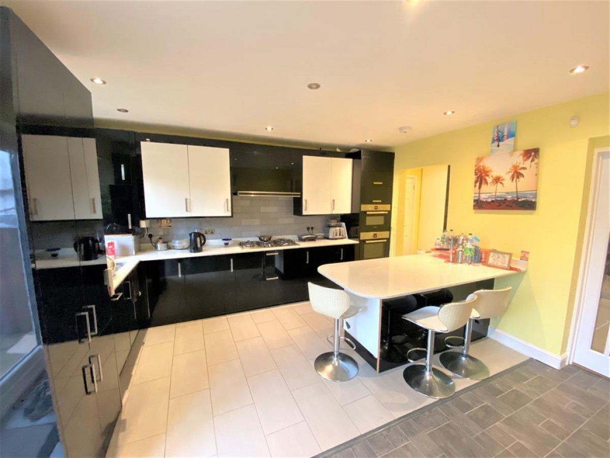 Albert Road, Hayes, Middlesex, UB3 4HR