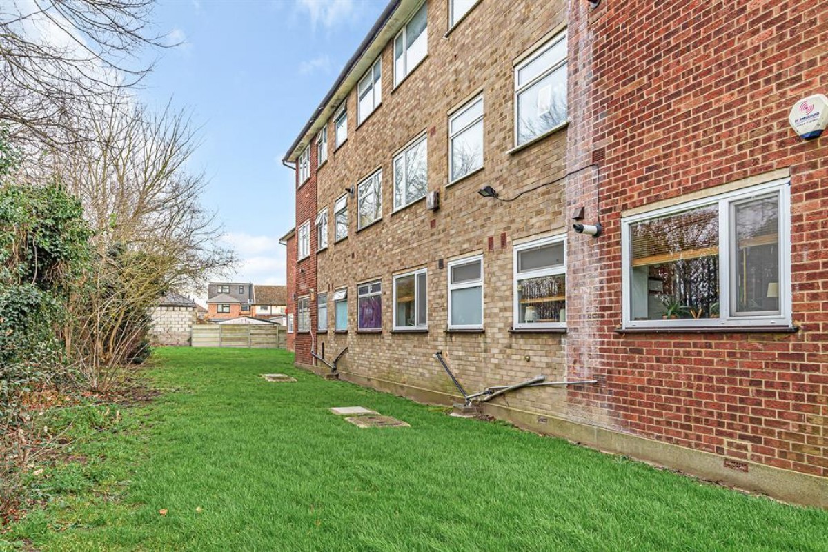 Dallega Close, Hayes, UB31ED