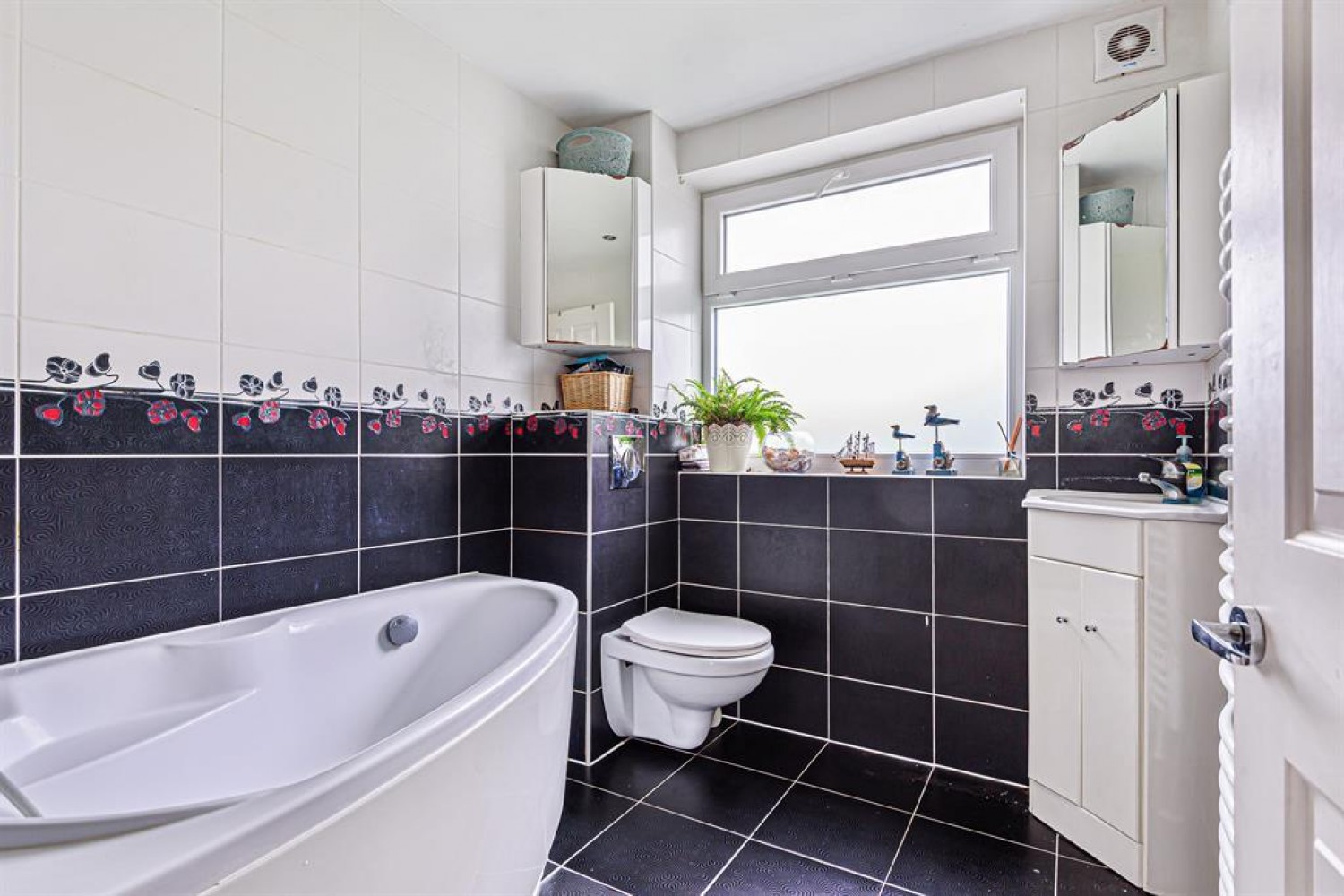 Dallega Close, Hayes, UB31ED