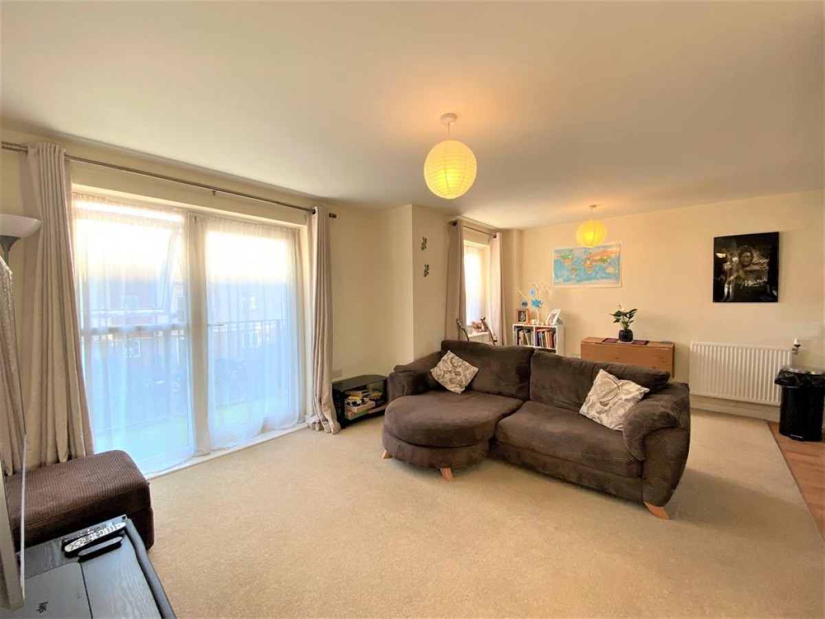 Seafox House, Albacore Way, Hayes, UB3 2FQ